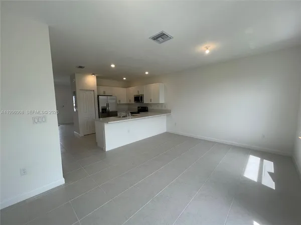 $2,400 | 13262 Southwest 287th Terrace, Homestead, FL 33033