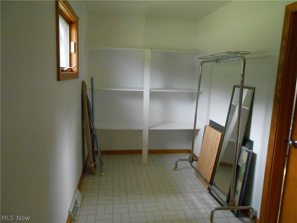 7380 John White Road Hubbard, OH 44425 - Photo 13 of 20 Gallery Image 13