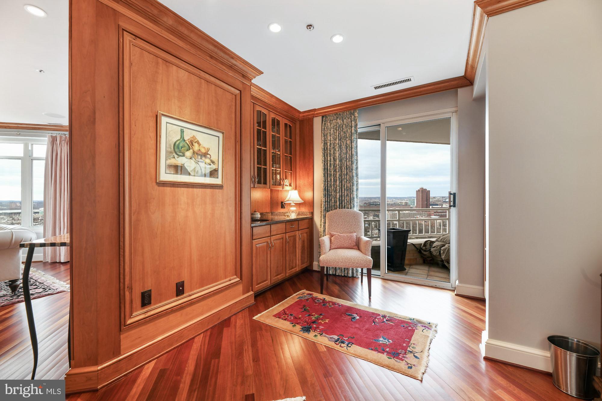 100 Harborview Drive, Unit PH1D Baltimore, MD 21230 - Photo 7 of 39 Wet Bar and Wine Fridge