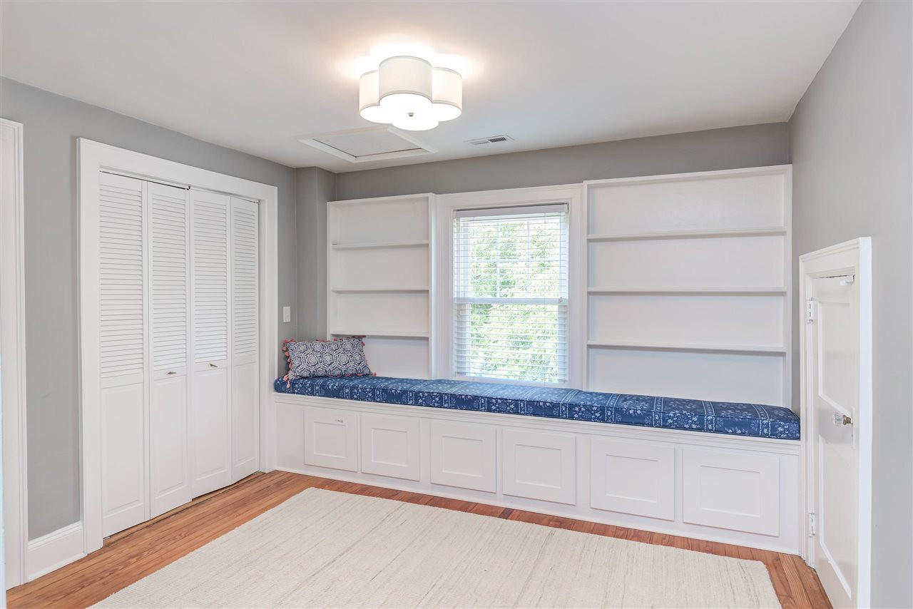 1601 Fairview Road Raleigh, NC 27608 - Photo 21 of 30 Photo 21