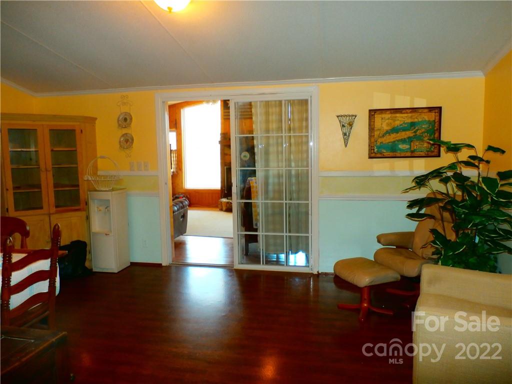877 Chestnut Mountain Road Spruce Pine, NC 28777 - Photo 12 of 36 Gallery Image 12