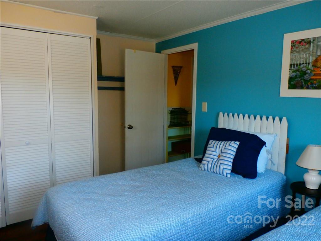 877 Chestnut Mountain Road Spruce Pine, NC 28777 - Photo 14 of 36 Gallery Image 14