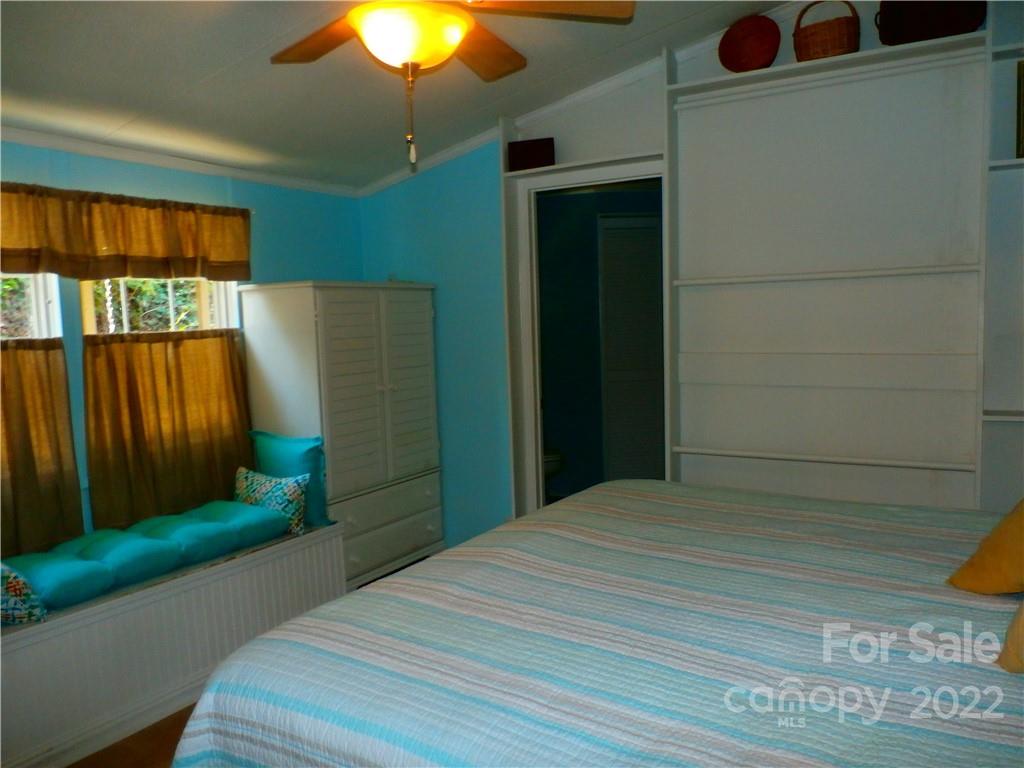 877 Chestnut Mountain Road Spruce Pine, NC 28777 - Photo 15 of 36 Gallery Image 15