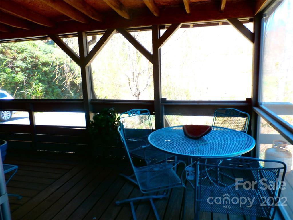 877 Chestnut Mountain Road Spruce Pine, NC 28777 - Photo 27 of 36 Gallery Image 27