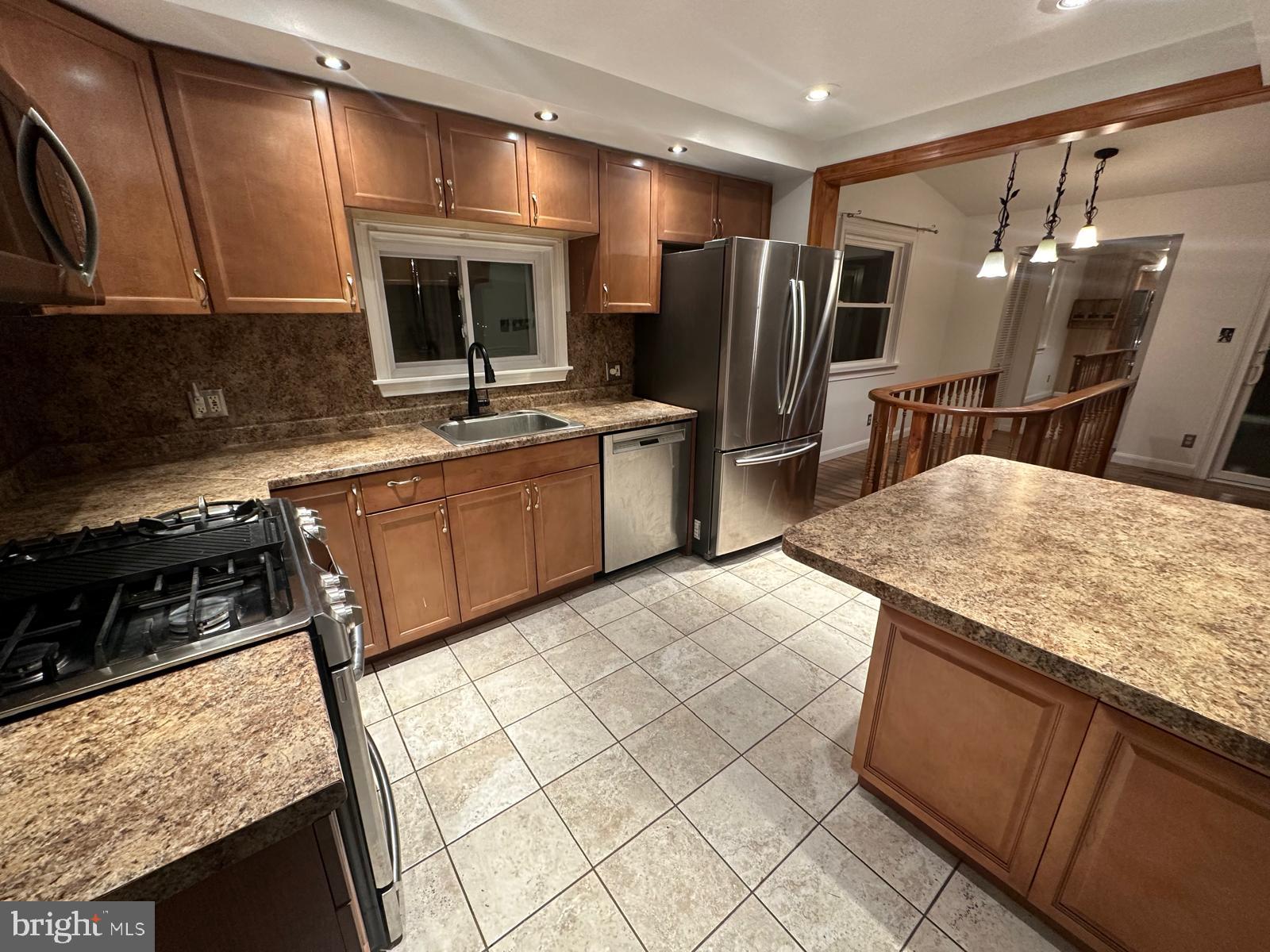 238 Clamer Road Ewing, NJ 08628 - Photo 17 of 44