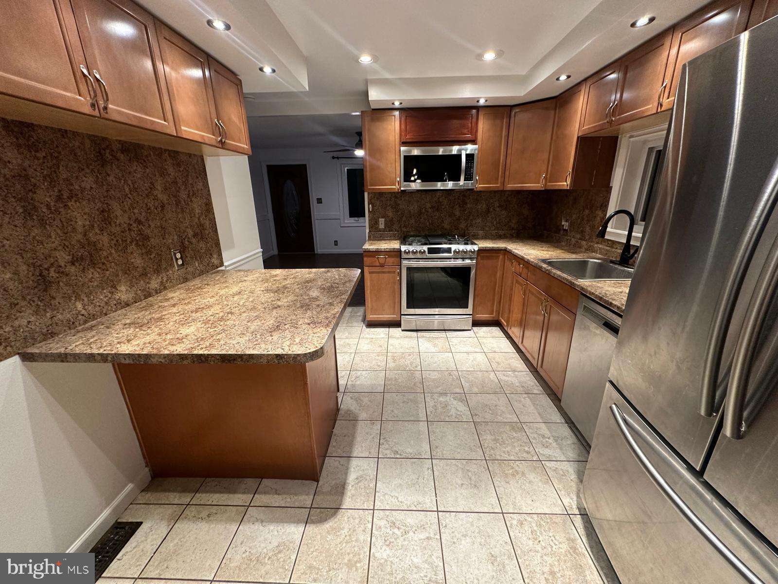 238 Clamer Road Ewing, NJ 08628 - Photo 20 of 44