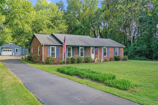 $350,000 | 30 Bunker Hill Road, Farnham, VA 22460