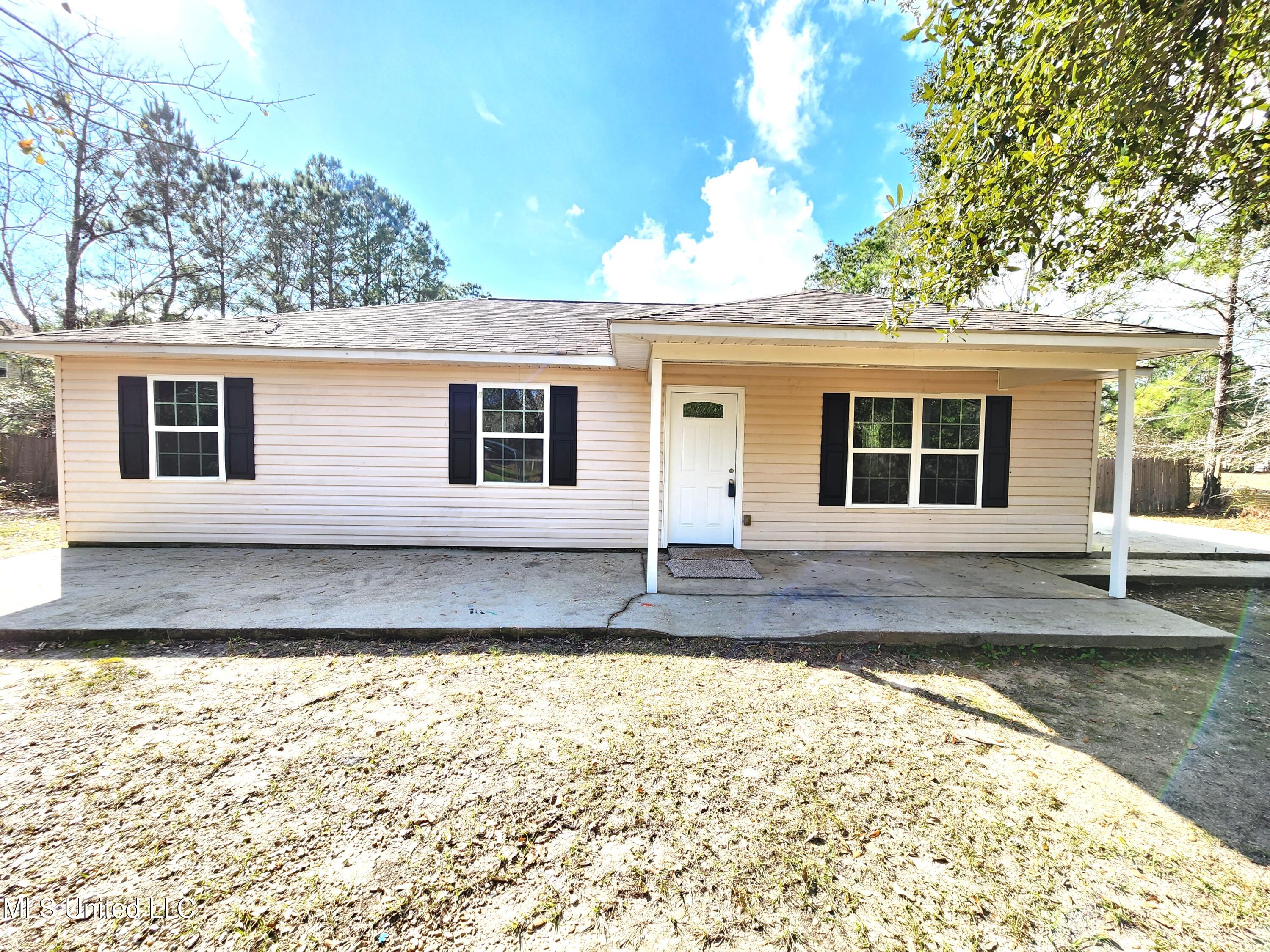 6433 Pavolini Road Pass Christian, MS 39571 - Photo 1 of 29 20230111_131549