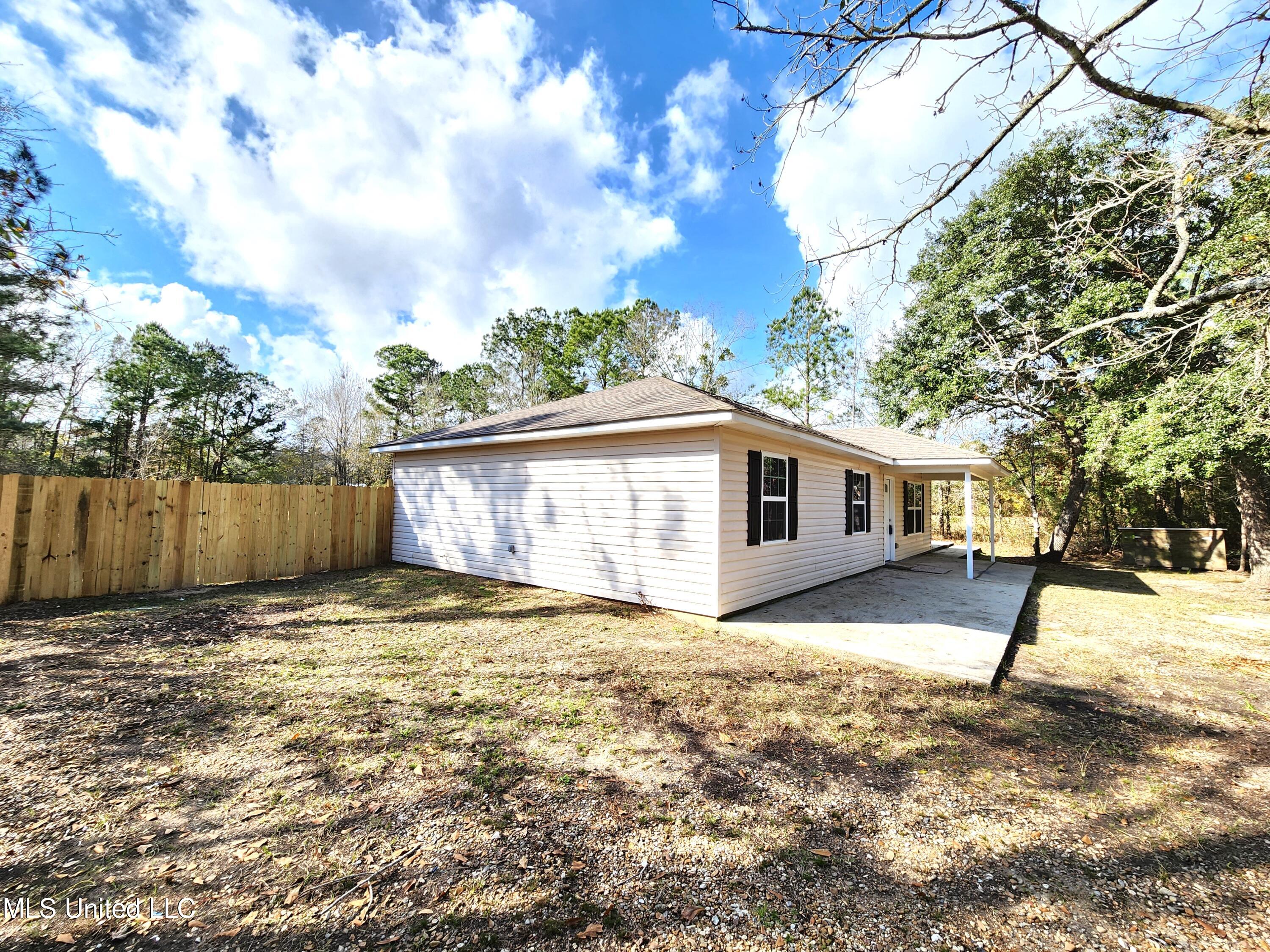 6433 Pavolini Road Pass Christian, MS 39571 - Photo 25 of 29 20230111_131319