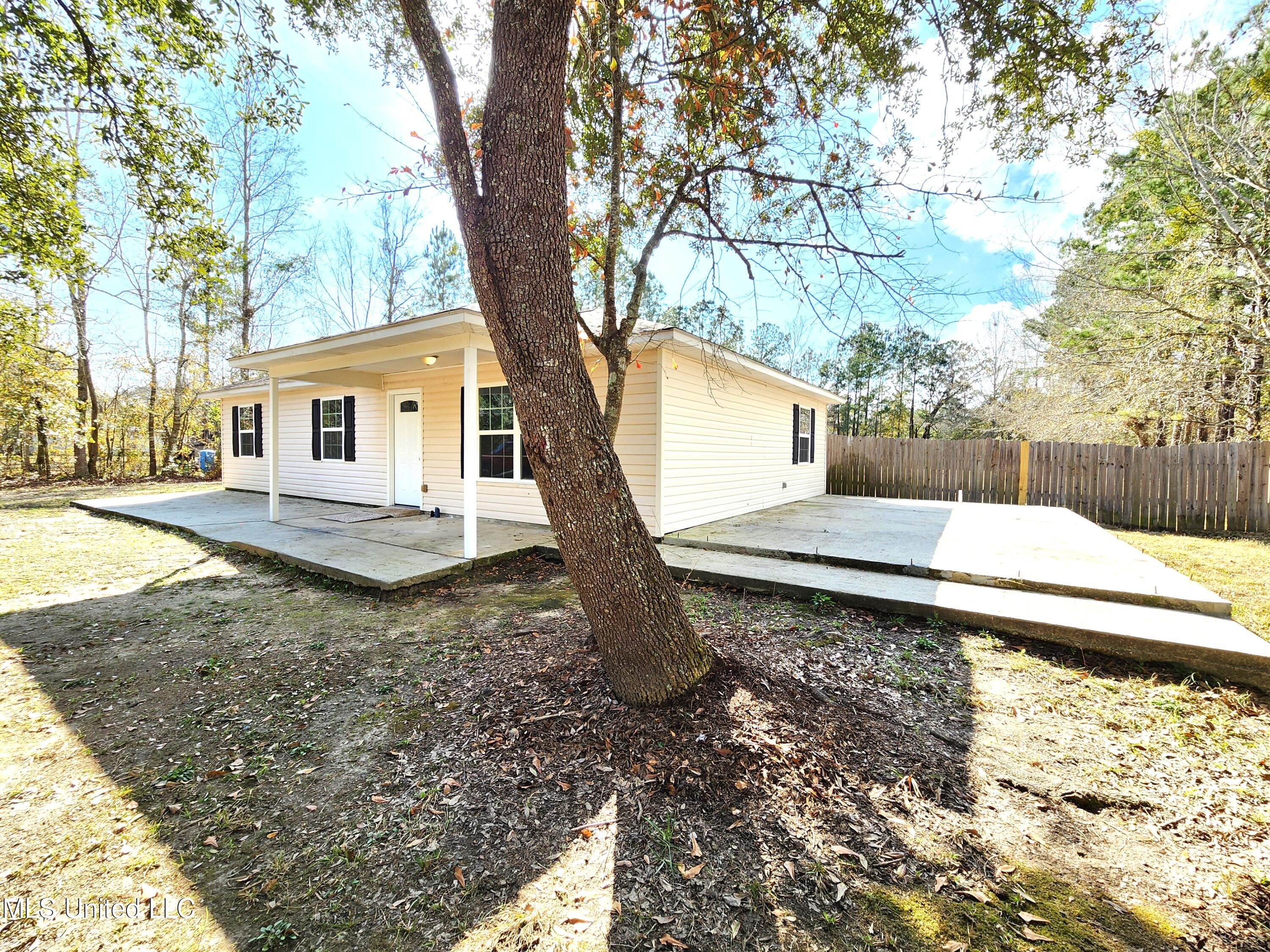 6433 Pavolini Road Pass Christian, MS 39571 - Photo 27 of 29 20230111_131133