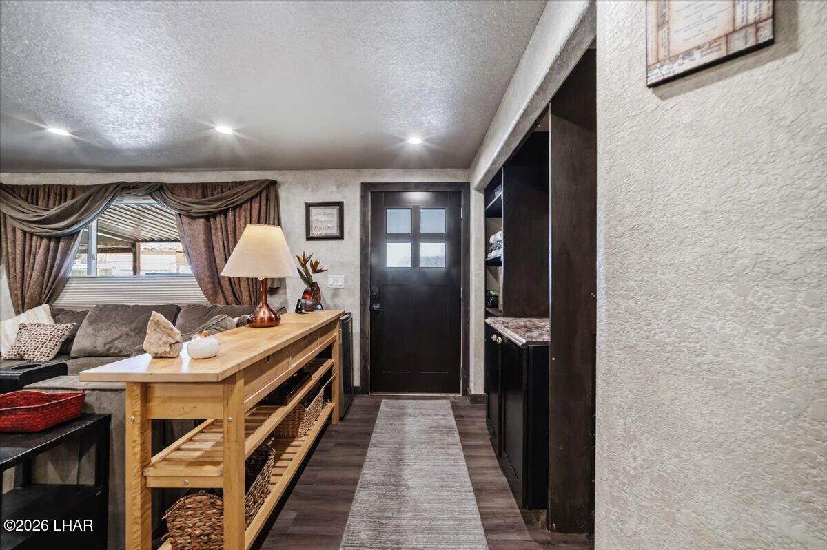 3170 Parker Dam Road, Unit 18 Parker, AZ 85344 - Photo 15 of 88 Foyer