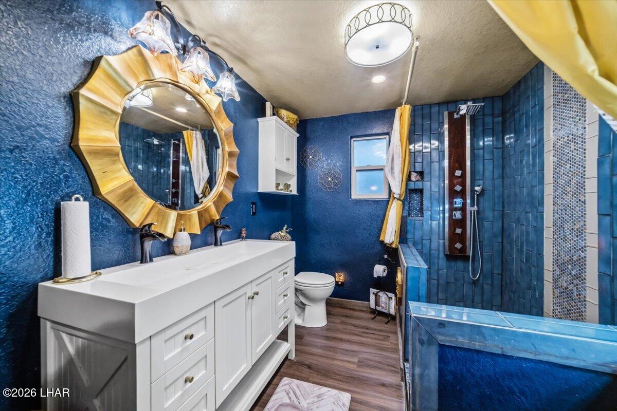 3170 Parker Dam Road, Unit 18 Parker, AZ 85344 - Photo 20 of 88 Guest Bathroom