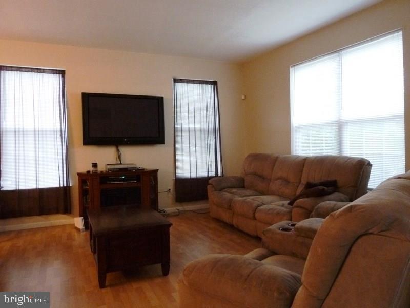 19 Hannah Lee Road Barnegat, NJ 08005 - Photo 13 of 18 Gallery Image 13