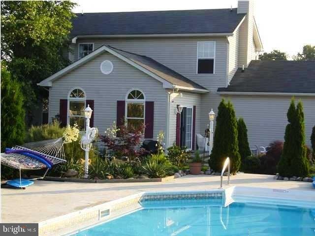 19 Hannah Lee Road Barnegat, NJ 08005 - Photo 4 of 18 Gallery Image 4
