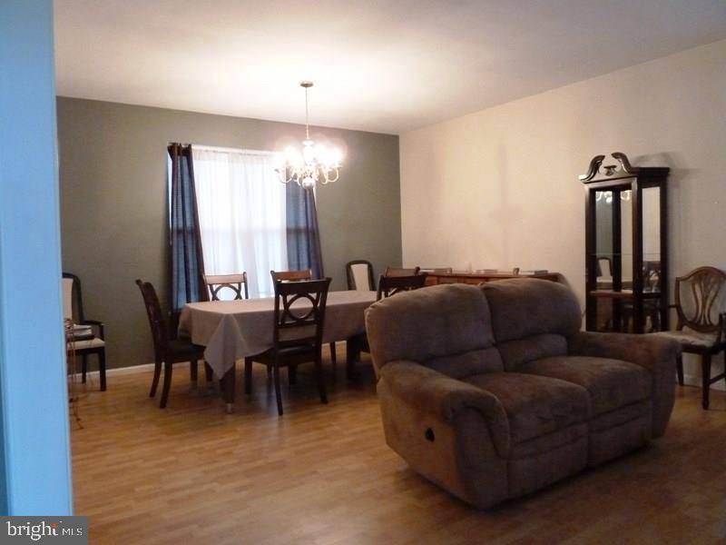 19 Hannah Lee Road Barnegat, NJ 08005 - Photo 8 of 18 Gallery Image 8