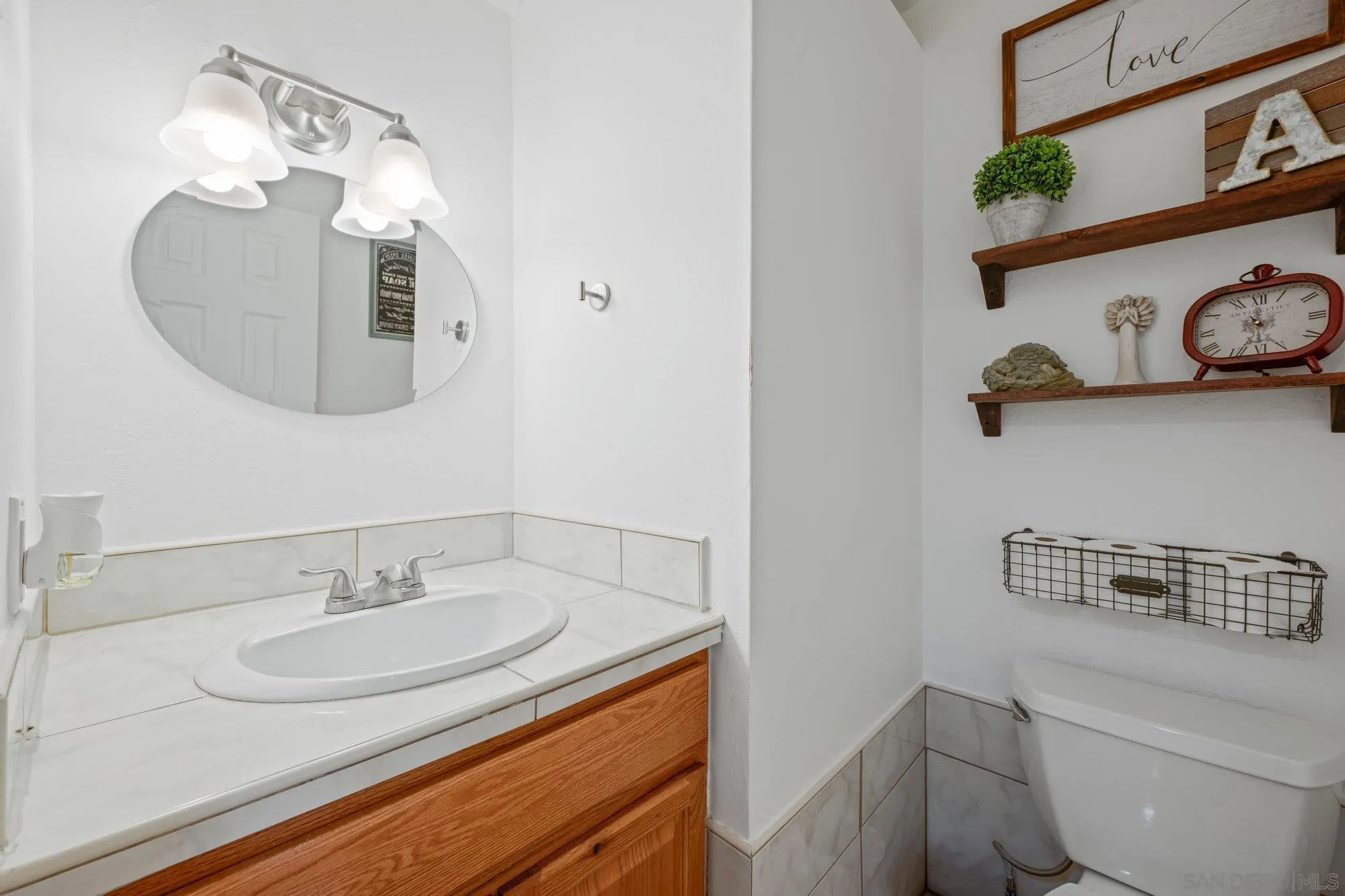29987 Mactan Road Valley Center, CA 92082 - Photo 17 of 55 Gallery Image 17
