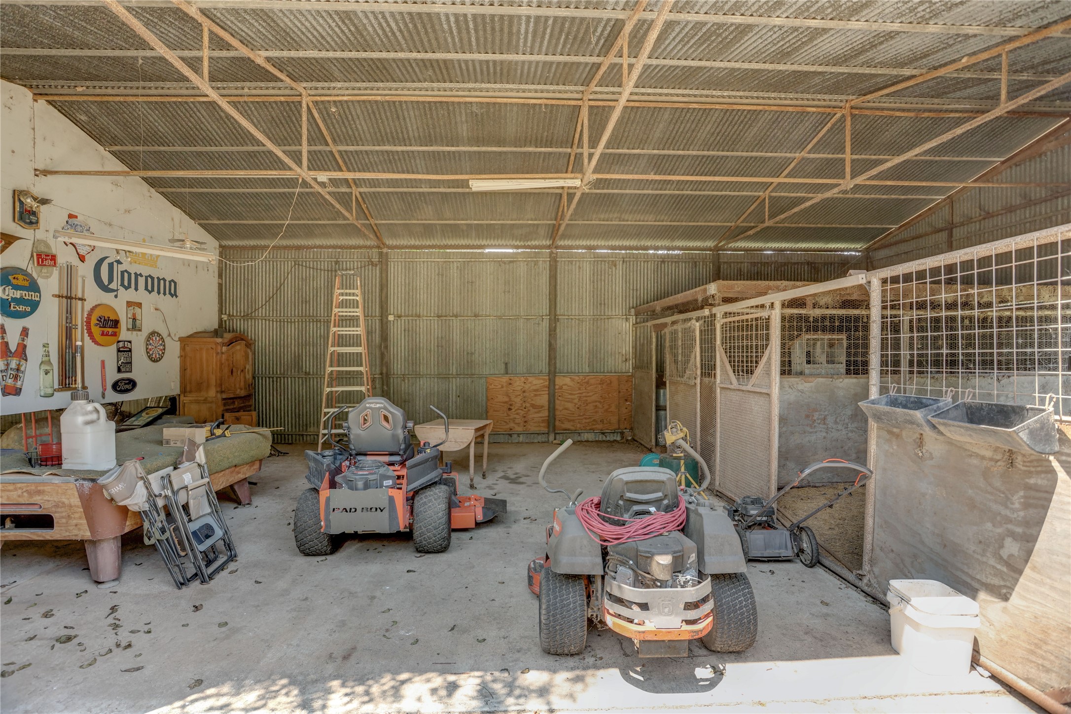 319 Garrett Road Wharton, TX 77488 - Photo 25 of 29 26' X 62' WITH 12' SIDE WALL - 2 HORSE STALLS