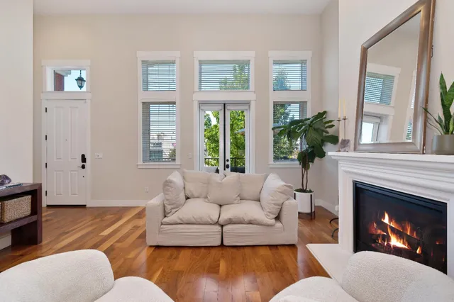 $799,900 | 3685 Crocker Drive, Sacramento, CA 95818