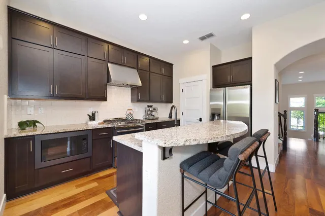 $799,900 | 3685 Crocker Drive, Sacramento, CA 95818