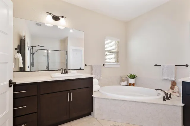 $799,900 | 3685 Crocker Drive, Sacramento, CA 95818