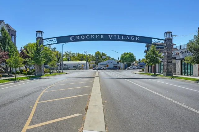 $799,900 | 3685 Crocker Drive, Sacramento, CA 95818