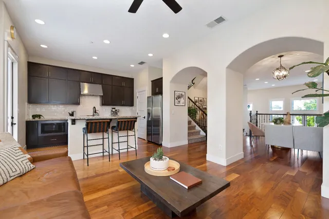 $799,900 | 3685 Crocker Drive, Sacramento, CA 95818