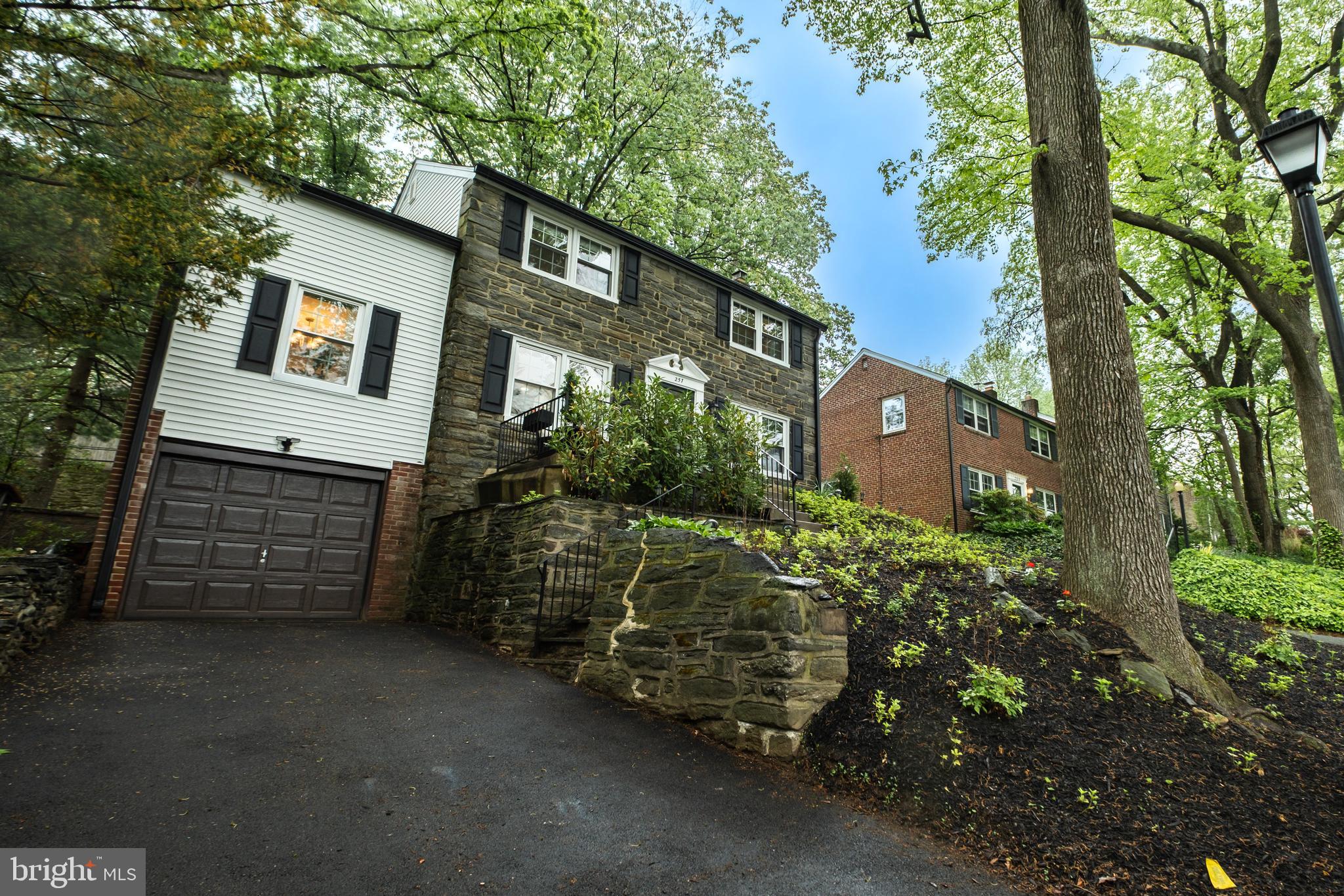 257 Harrogate Road Wynnewood, PA 19096 - Photo 2 of 47