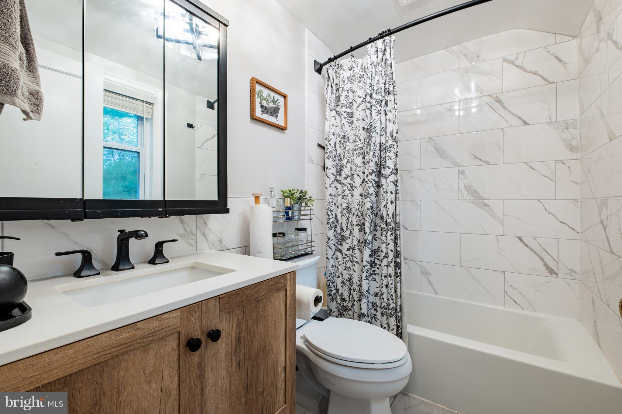 257 Harrogate Road Wynnewood, PA 19096 - Photo 35 of 47