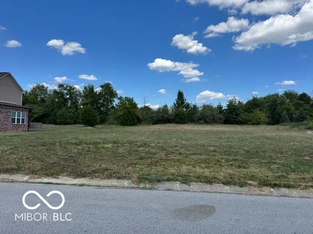 $129,900 | 577 Foxboro Drive, Avon, IN 46123