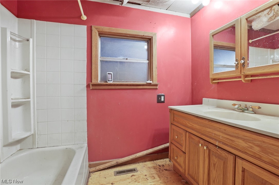 2106 Crabtree Road Albany, OH 45710 - Photo 27 of 50 Guest full bathroom