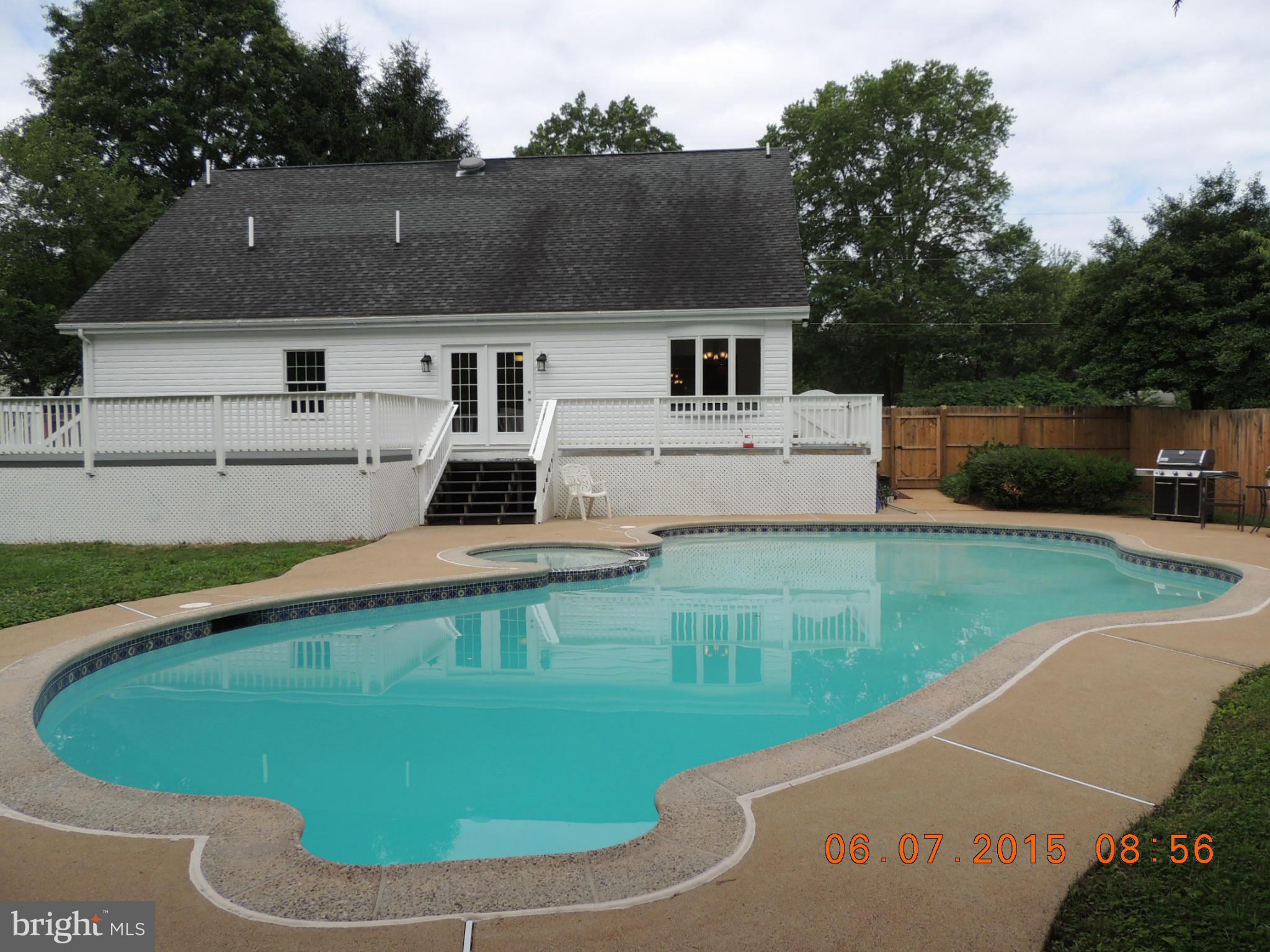 7419 Garrison Road Manassas, VA 20111 - Photo 29 of 30 Exterior (Rear)