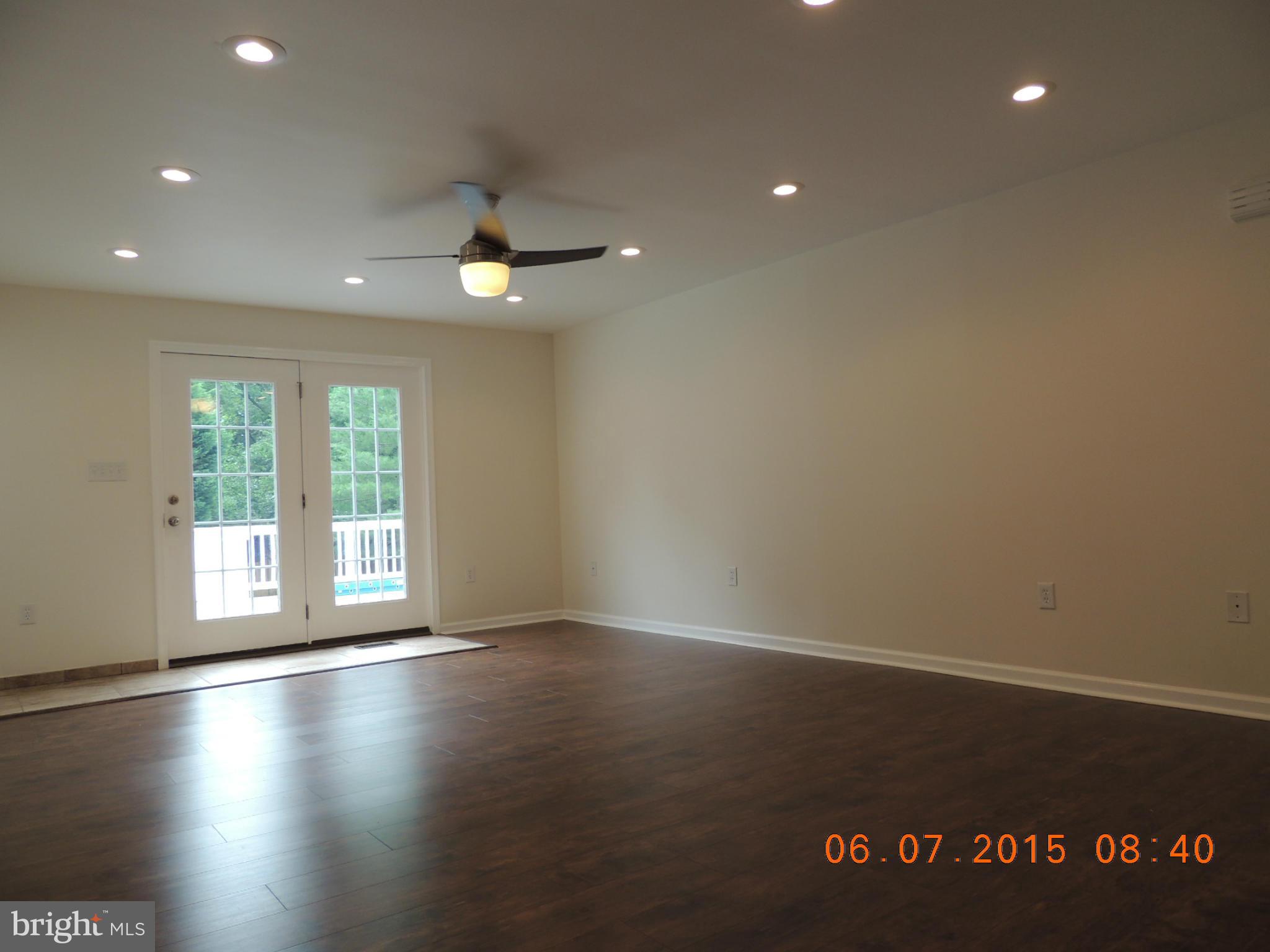7419 Garrison Road Manassas, VA 20111 - Photo 10 of 30 Family Room