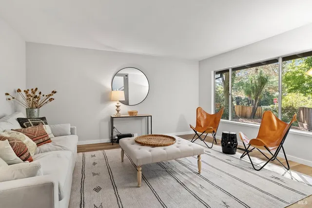 $1,090,000 | 3 Glen Drive, Fairfax, CA 94930