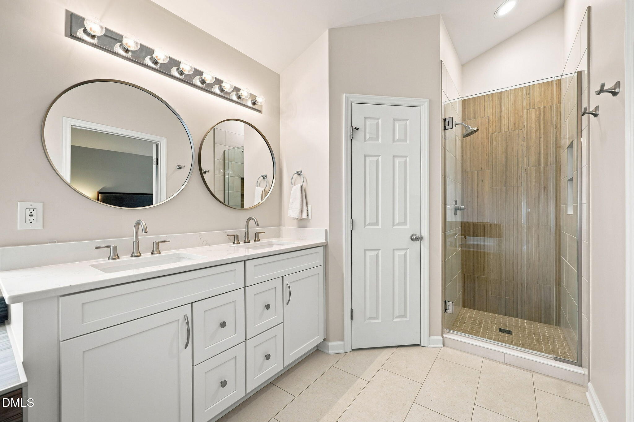 8433 Whisper Ridge Place Raleigh, NC 27613 - Photo 33 of 52 33-web-or-mls-IMG_5437_Edit