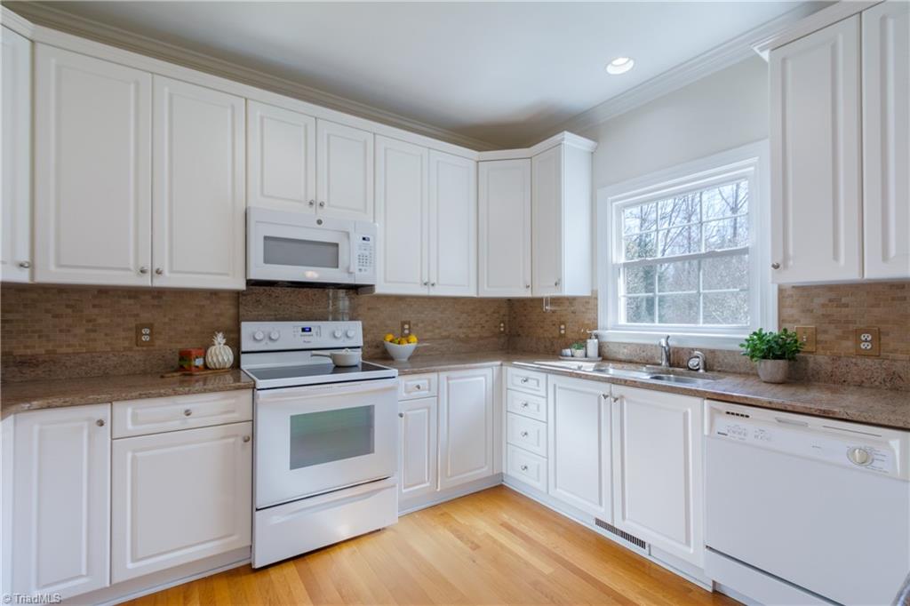 4255 Wayne Road Greensboro, NC 27407 - Photo 12 of 34 Gallery Image 12