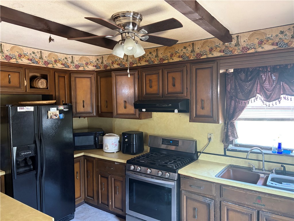359 Mason Street Woonsocket, RI 02895 - Photo 13 of 38 Gallery Image 13