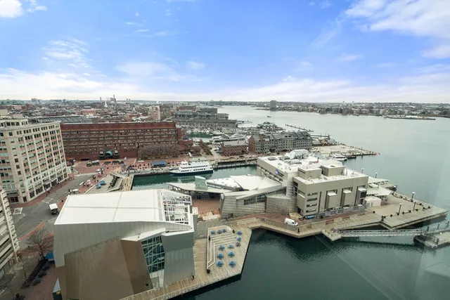 $879,000 | 85 East India Row, Unit 19H, Boston, MA 02110