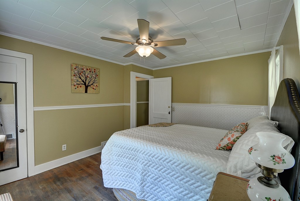 231 Brimfield Road Holland, MA 01521 - Photo 12 of 24 Gallery Image 12