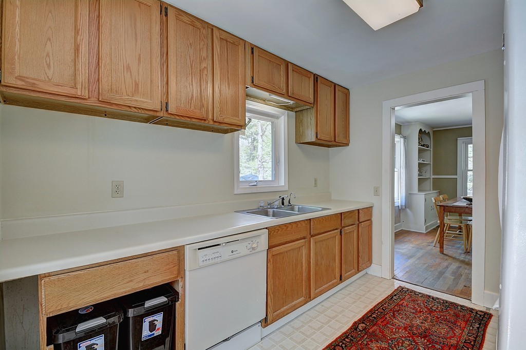231 Brimfield Road Holland, MA 01521 - Photo 19 of 24 Gallery Image 19