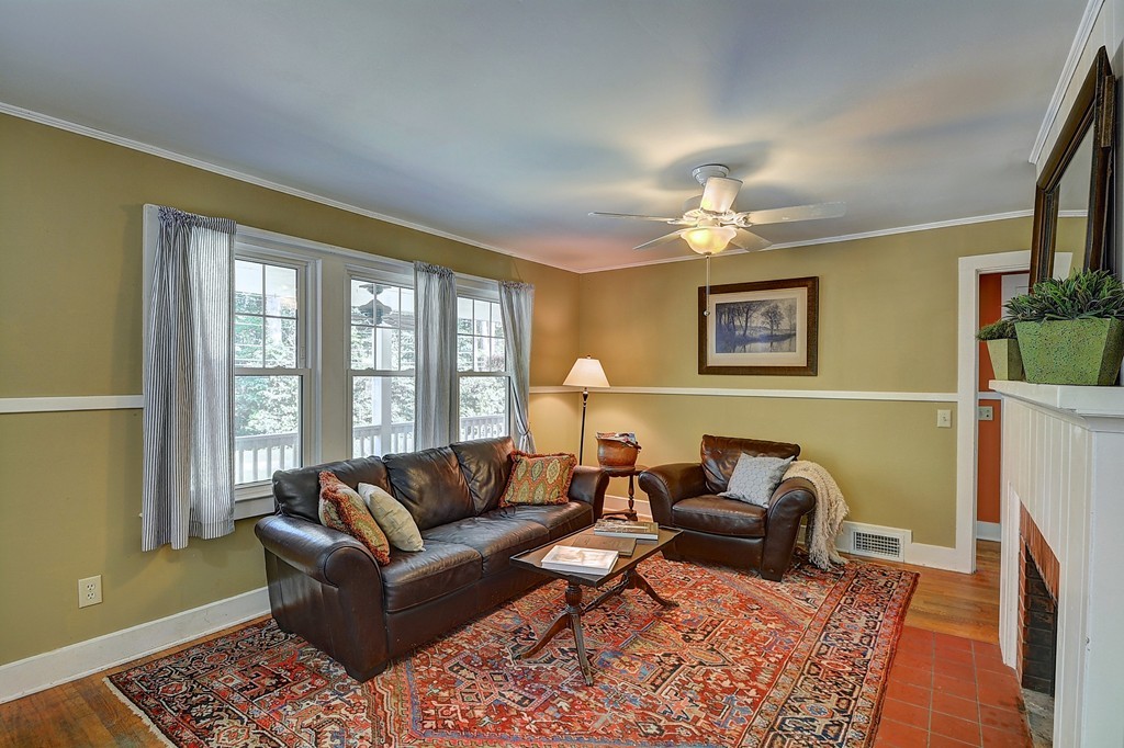 231 Brimfield Road Holland, MA 01521 - Photo 5 of 24 Gallery Image 5