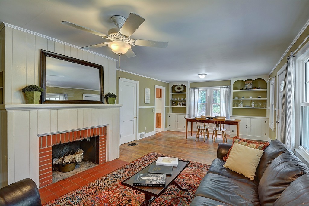 231 Brimfield Road Holland, MA 01521 - Photo 7 of 24 Gallery Image 7