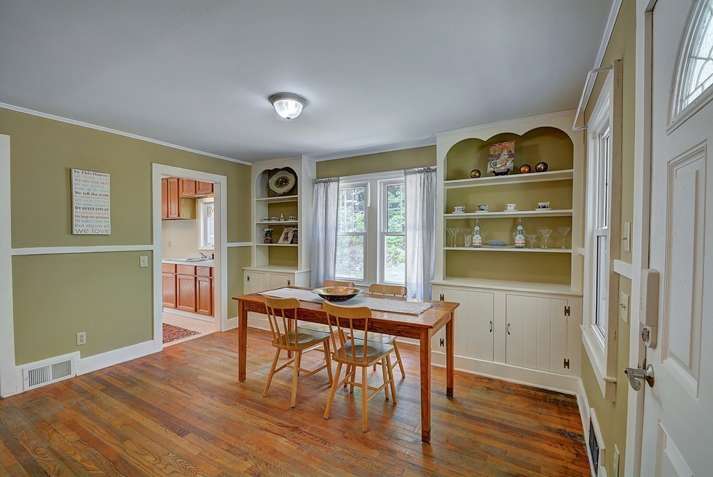 231 Brimfield Road Holland, MA 01521 - Photo 8 of 24 Gallery Image 8
