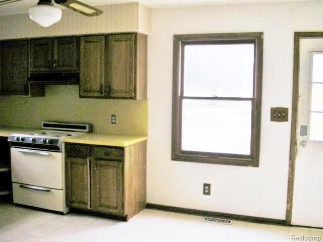 1158 Cole Road Monroe, MI 48162 - Photo 4 of 6 7092833511 K2.jpg