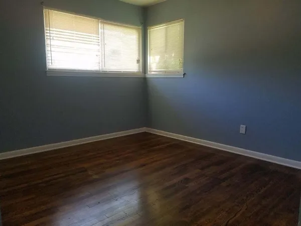 $1,900 | 1420 Gattegno Street, Ypsilanti, MI 48198