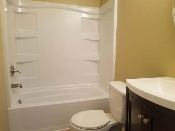 $1,900 | 1420 Gattegno Street, Ypsilanti, MI 48198