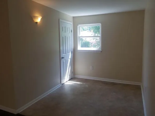 $1,900 | 1420 Gattegno Street, Ypsilanti, MI 48198