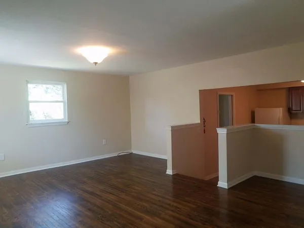 $1,900 | 1420 Gattegno Street, Ypsilanti, MI 48198