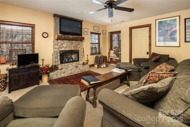 $1,522,500 | 69 Dogwood Branch Road, Zirconia, NC 28790