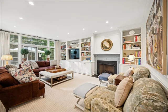 $2,799,000 | 334 Woodland Avenue, Winnetka, IL 60093