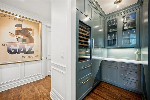 $2,799,000 | 334 Woodland Avenue, Winnetka, IL 60093